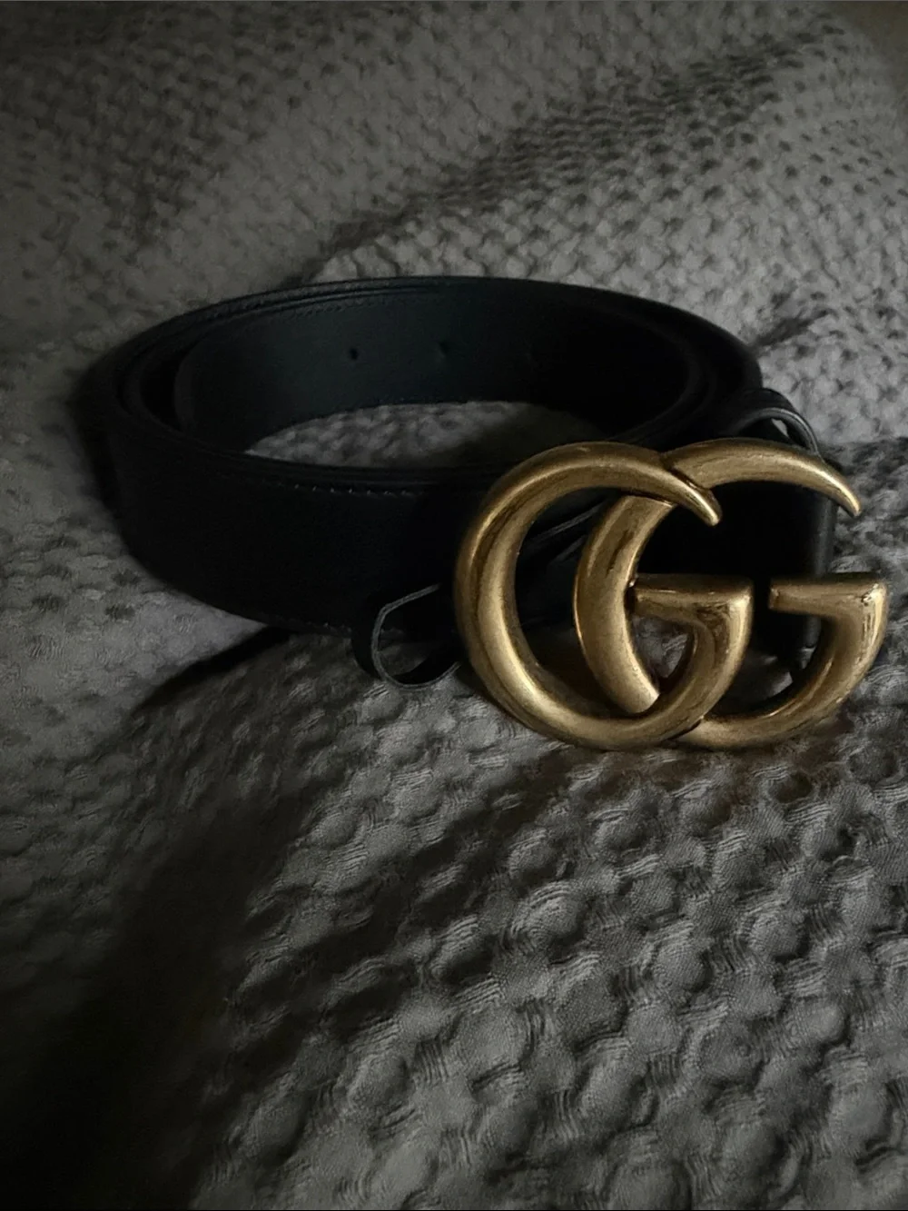AUTHENTIC Gucci Black Leather Belt with Antiqued Gold Double G Buckle